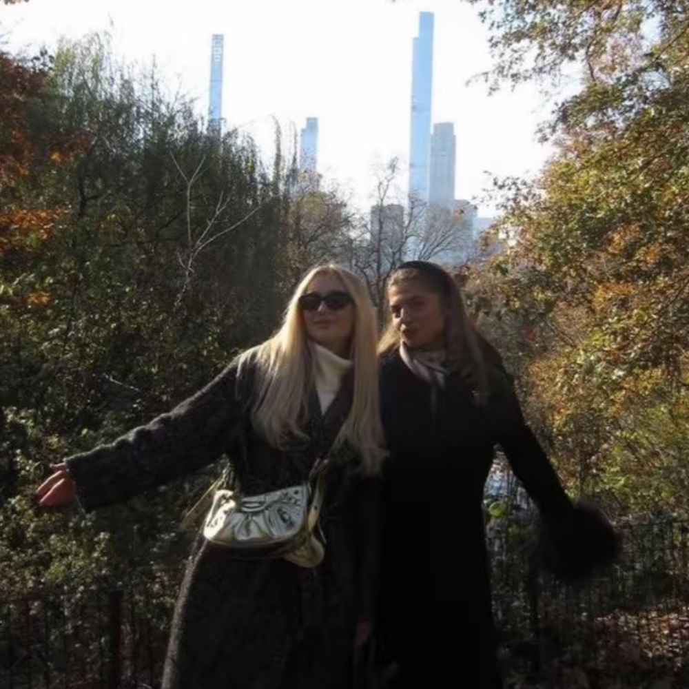 Meet your Posher, Posh